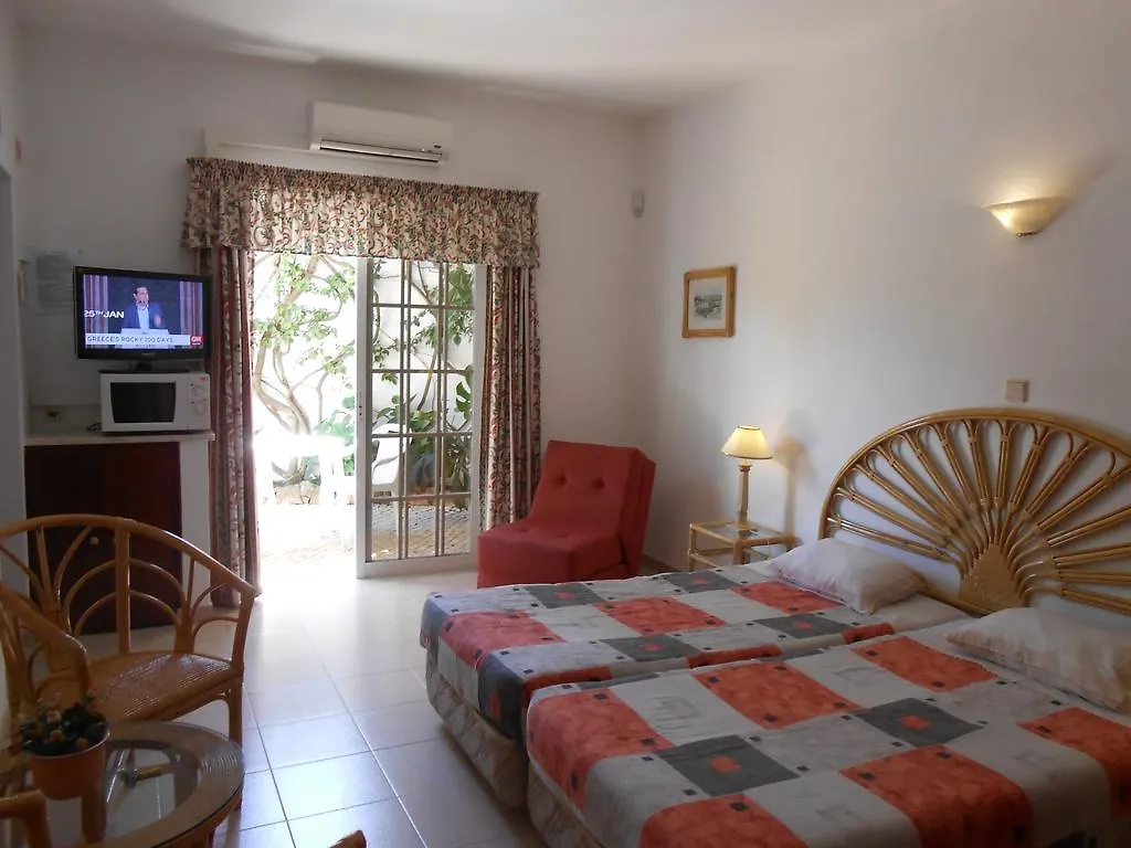 Hotel Dona Ana Garden Lagos Affittacamere