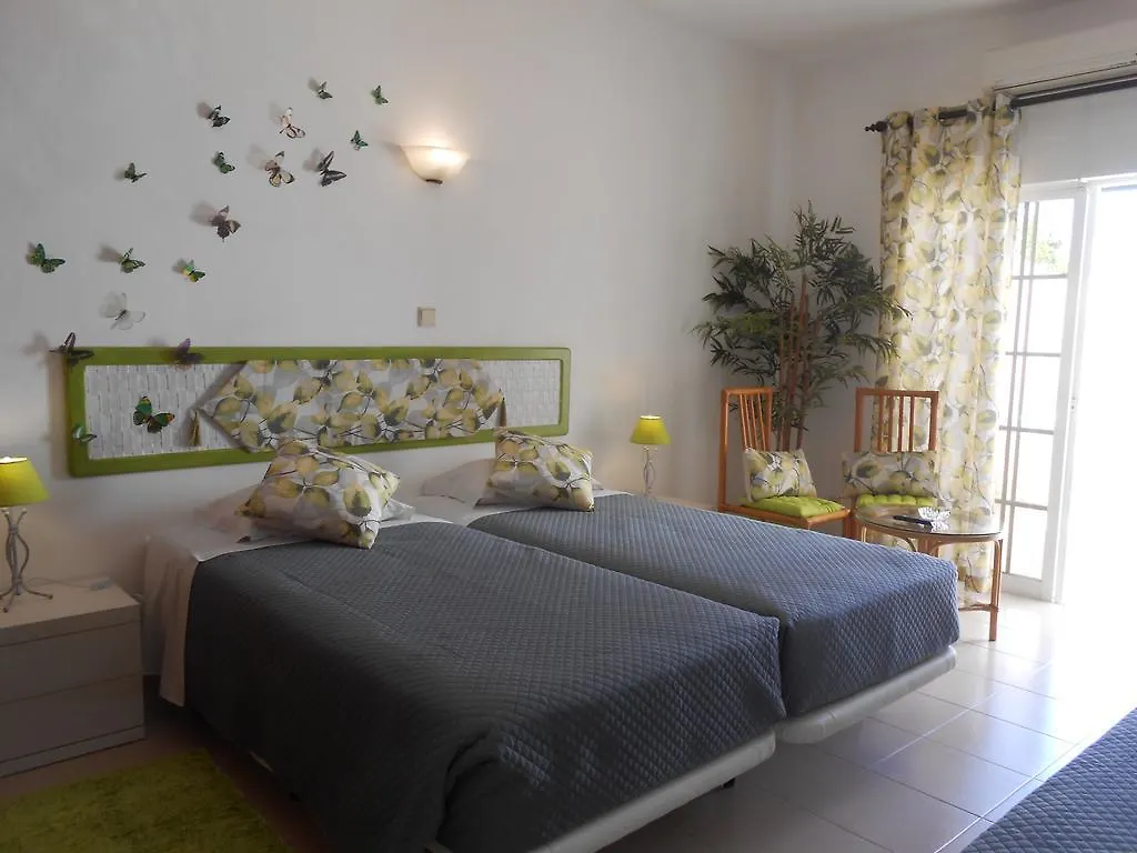 Hotel Dona Ana Garden Lagos